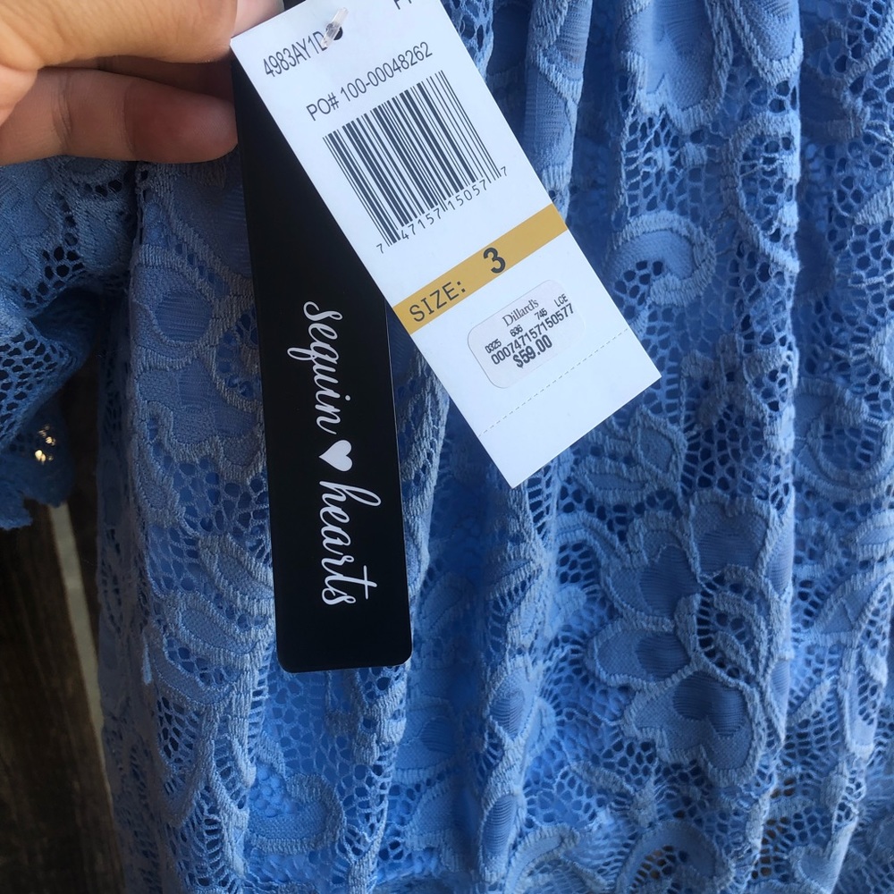Sequin Hearts • blue lace flare sleeve dress - Picture 6 of 7